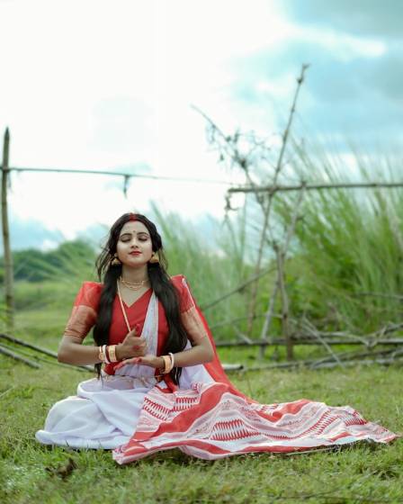 8 Timeless Traditional Outfits of India