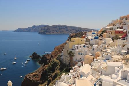 Where to See the Most Stunning Views in Santorini